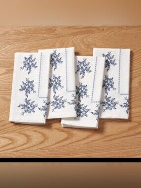 Set of 4 Blue Floral Embroidered Cotton Napkins